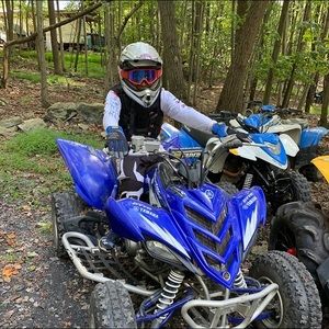 Meet your Posher, Raymond